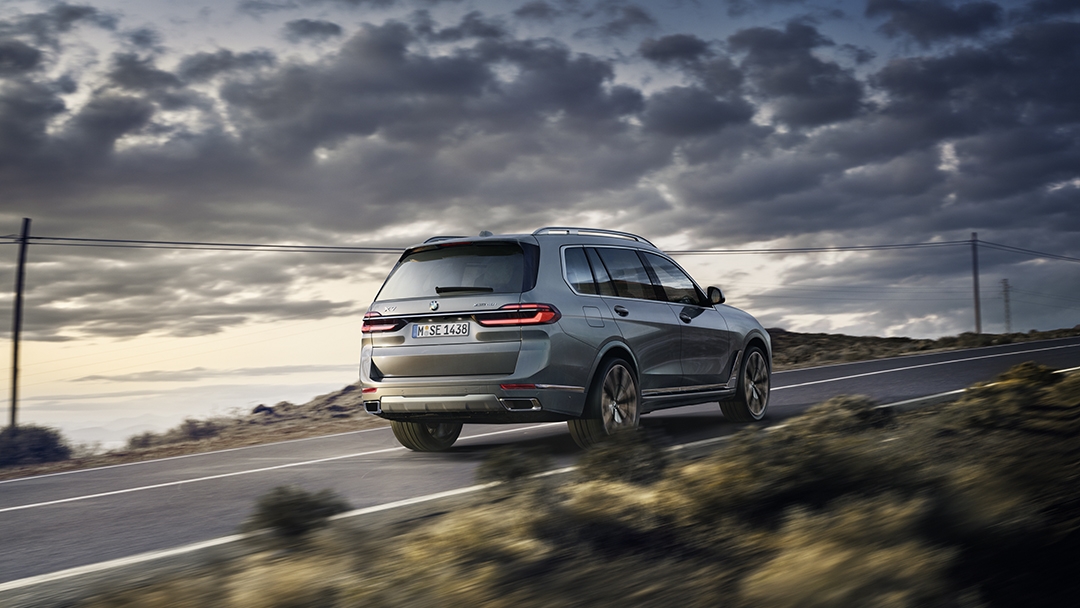 Executive Drive Pro жүйесінің қисаюды белсенді басу функциясы